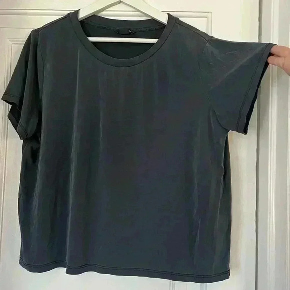 Super soft Charcoal/ Gray soft t-shirt Monki size L/XL - Picture 4 of 10